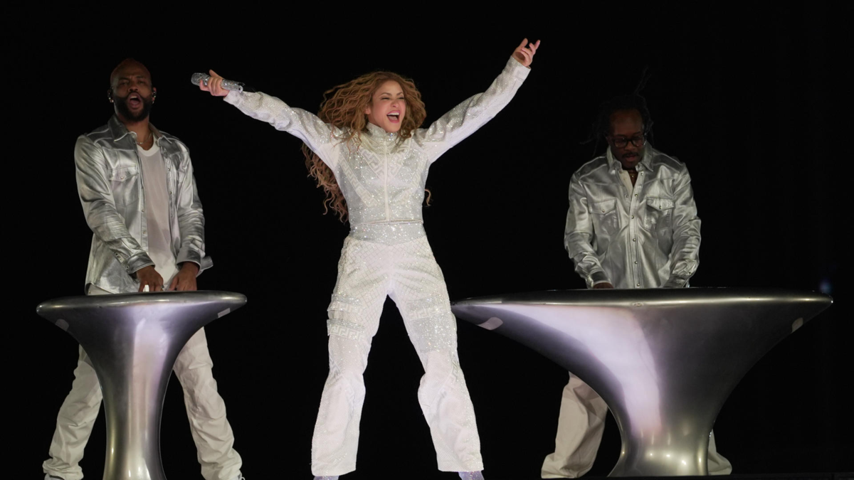 Los mejores momentos del concierto de Shakira en Cali: salsa, baile y una presentaci??n hist??rica junto al Grupo Niche