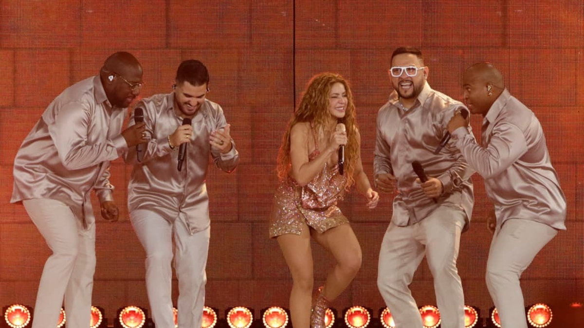 Shakira volvió a rugir en Cali, esta vez con el Grupo Niche: una loba suelta en el Pascual Guerrero, 19 años después