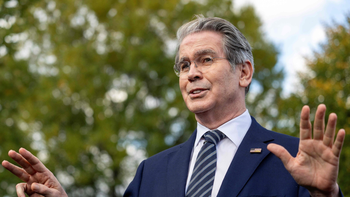 El secretario del Tesoro de Estados Unidos asegura que volvería a apoyar financieramente a Argentina si fuera necesario