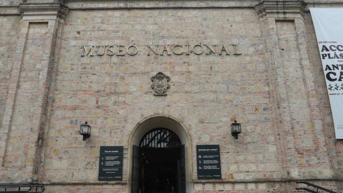 Primicia: Mincultura acata la orden judicial de restituir las piezas retiradas del Museo Nacional de Colombia