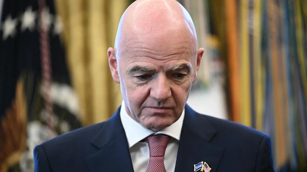 Gianni Infantino está en jaque: una coalición global de hinchas exige su renuncia como presidente de la Fifa tras el colapso del proyecto FFE