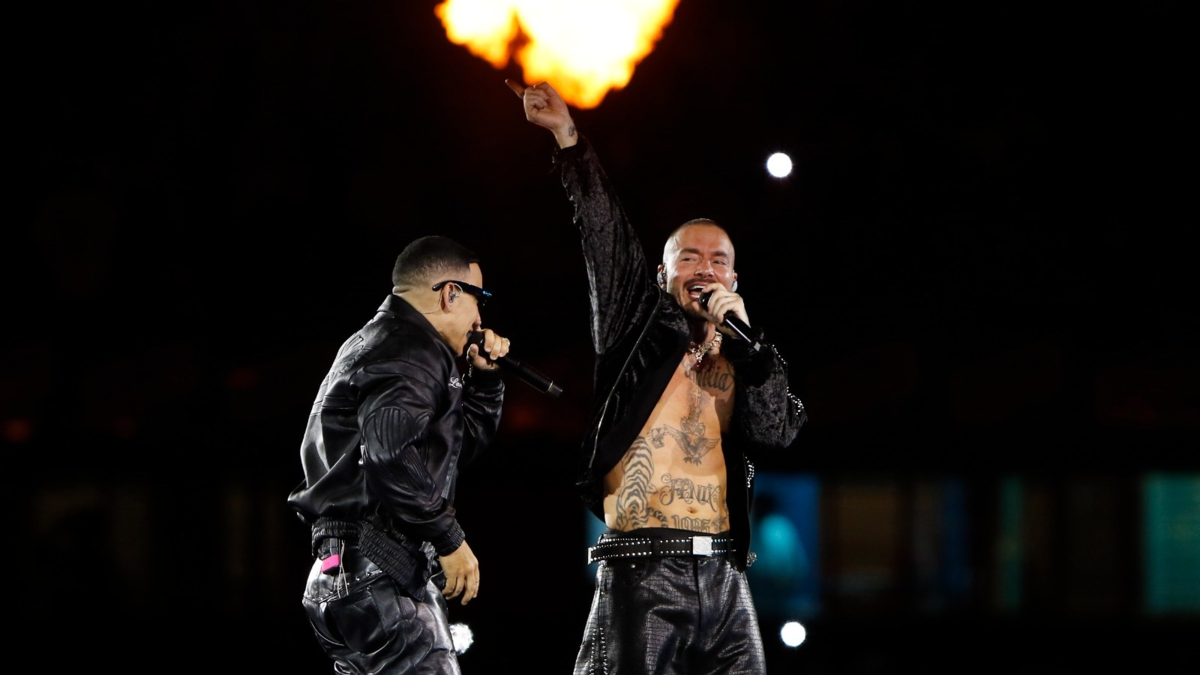 J Balvin y Daddy Yankee juntos en un espectacular concierto en Bogotá