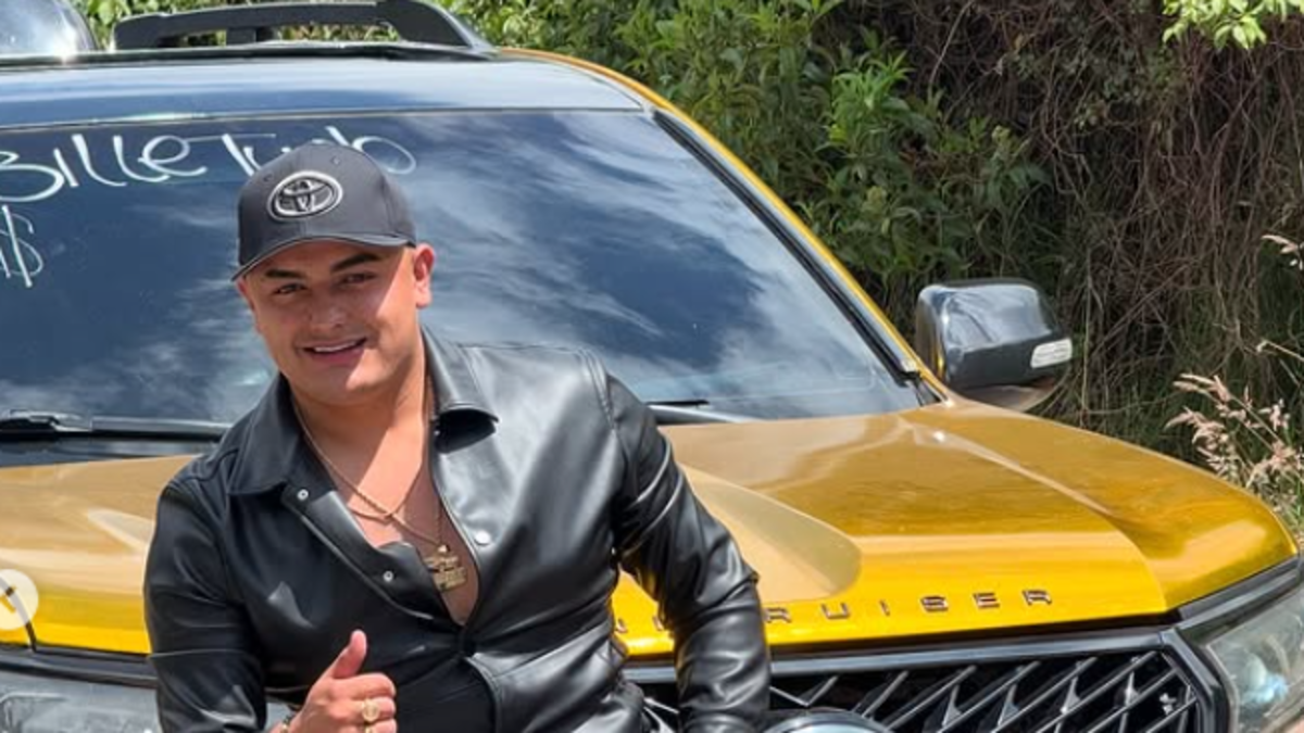 Las multas que tiene el influencer 'El Billetudo', a quien le inmovilizaron una camioneta dorada en Medellín por ir con las placas tapadas