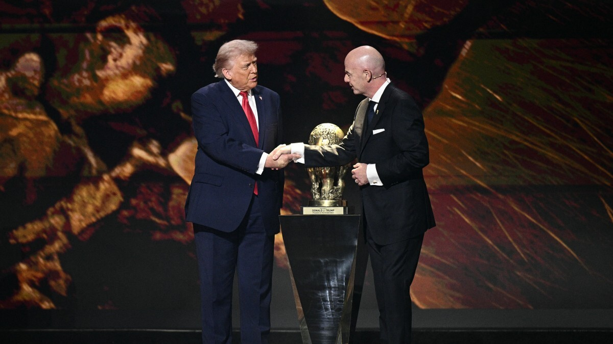 Presidente Donald Trump recibe el primer Premio de la Paz de la FIFA durante sorteo del Mundial 2026: 'De los grandes honores de mi vida'