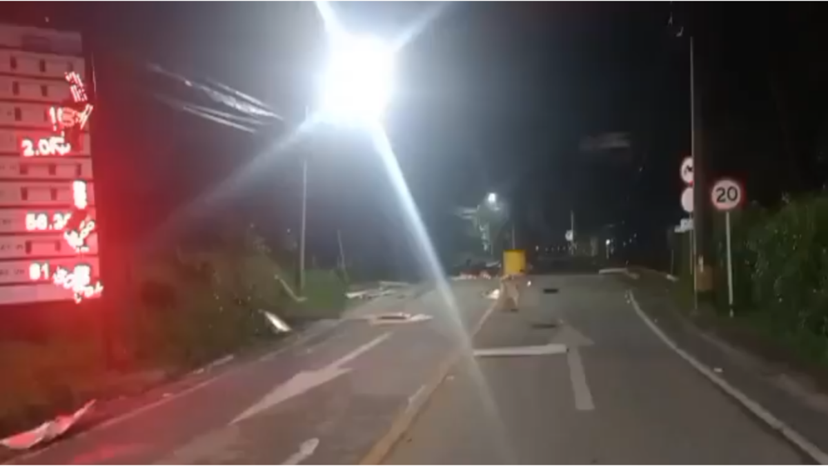 Atentado con explosivos en Antioquia: presuntos miembros del Eln atacaron peaje de Palocabildo entre Copacabana y Barbosa