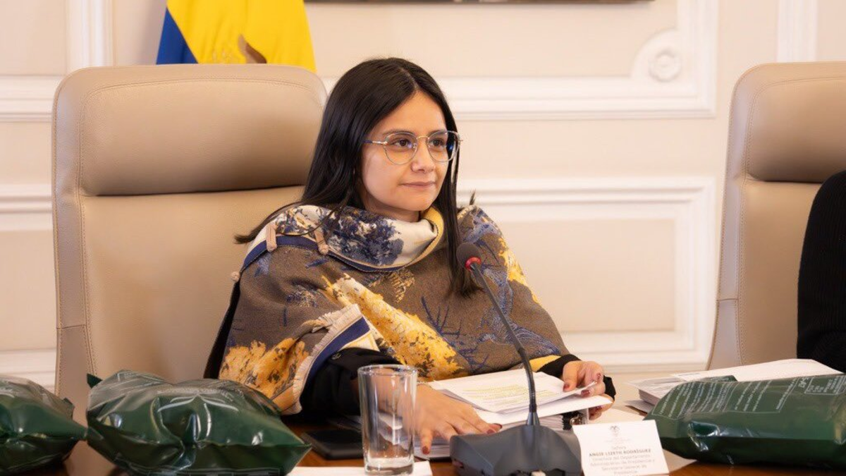 ‘Gustavo Petro tenía pleno conocimiento de que los títulos de Juliana Guerrero eran falsos’: Angie Rodríguez