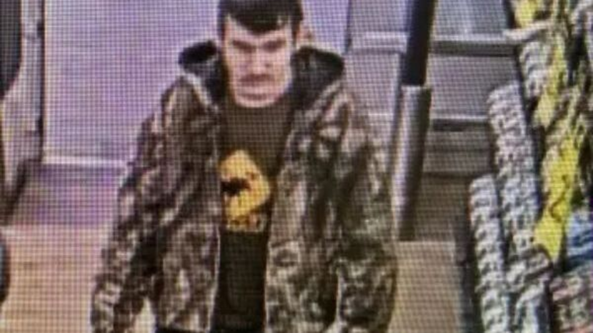 Joven de 18 años habría asesinado a su madre un día después de Navidad; detalles del acusado de disparar contra sus propios padres en Estados Unidos