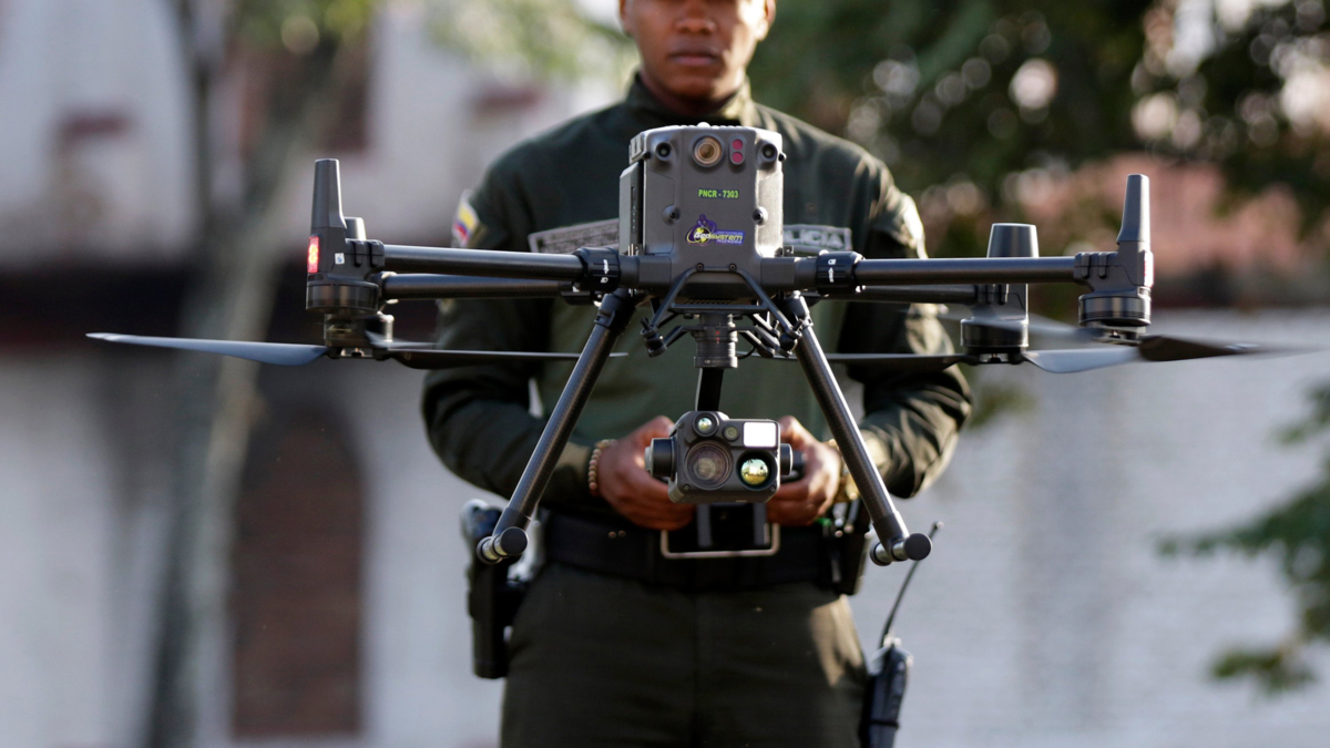 Gobierno puso límites al comercio electrónico para la compra y entrada de drones a Colombia: estas son las otras restricciones