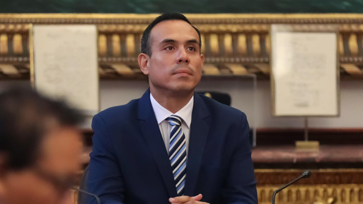 Presidente de Perú, José Jerí, denuncia ante el Congreso complot para forzar su renuncia en medio de escándalo por supuesto tráfico de influencias