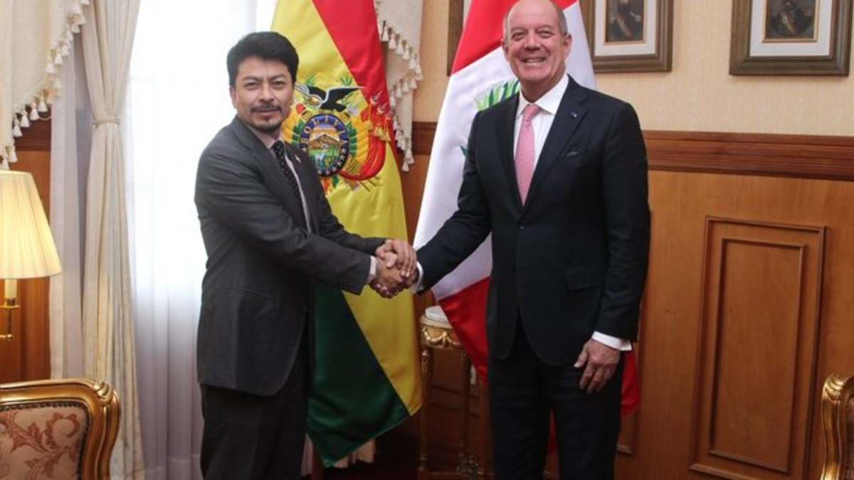 Perú y Bolivia restablecen relaciones bilaterales tras tres años de silencio diplomático