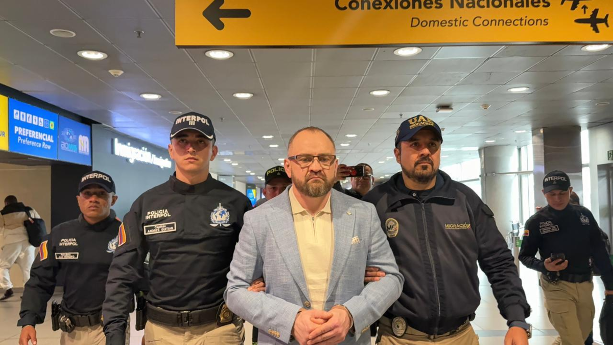 Los datos clave que investigan agencias de inteligencia sobre el ruso capturado en Bogotá señalado de integrar el plan para ‘eliminar disidentes’