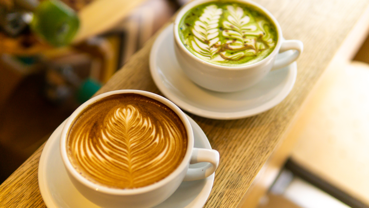 Café vs. matcha: ¿cuál bebida da más energía?