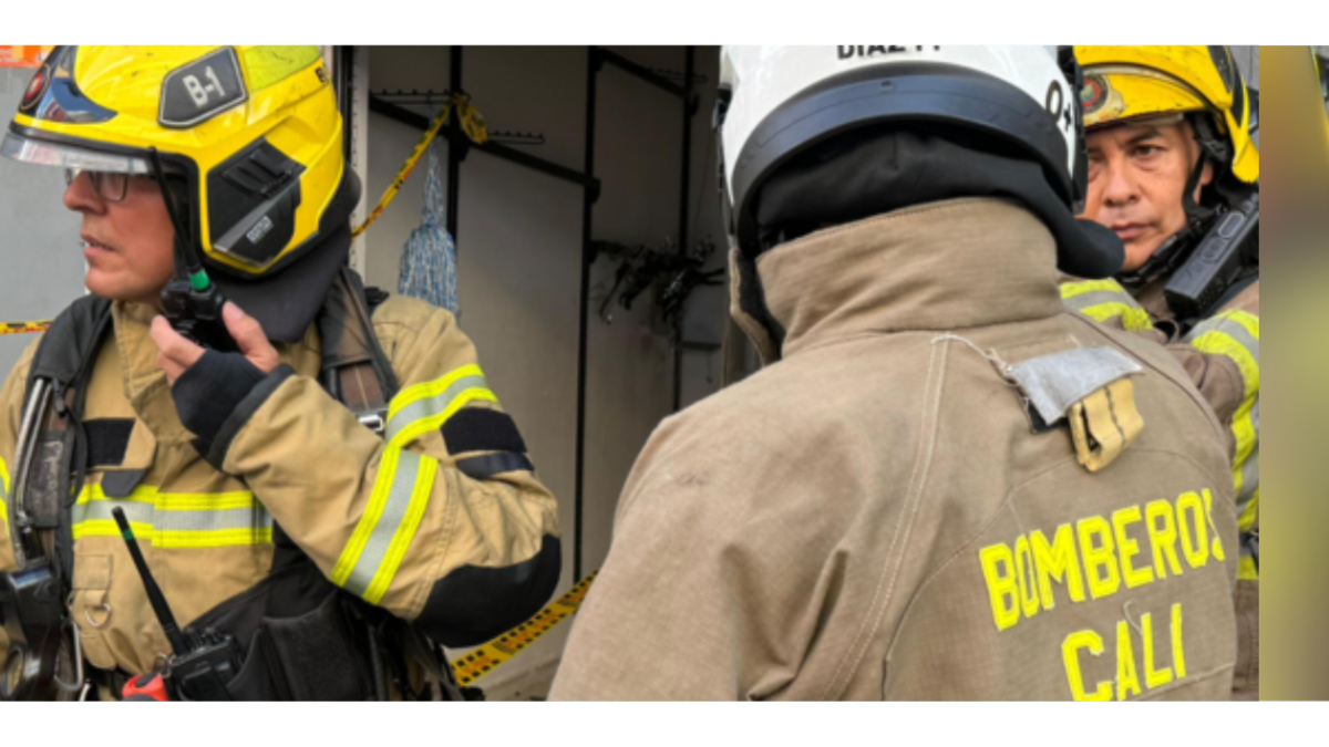 Tragedia en el nororiente de Cali: incendio arrasó con buena parte del segundo piso de una casa; murieron una mujer y un niño, de unos 3 años