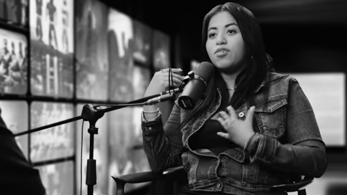 El relato de una mujer que asesinó a su agresor sexual, terminó en la cárcel por homicidio y al lograr su libertad inspiró un libro: ‘Tenía 20 años’