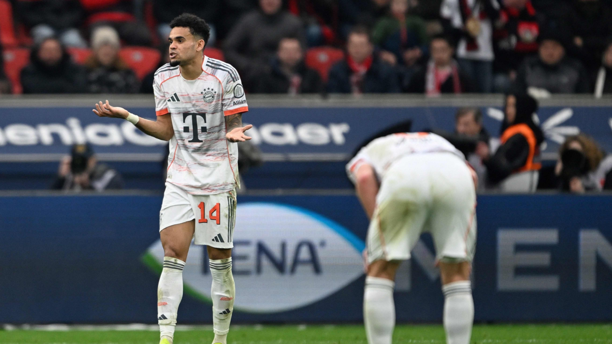 Luis Díaz es arropado tras la expulsión: presidente de los árbitros de Alemania apoyó al guajiro y la polémica crece por el grave error