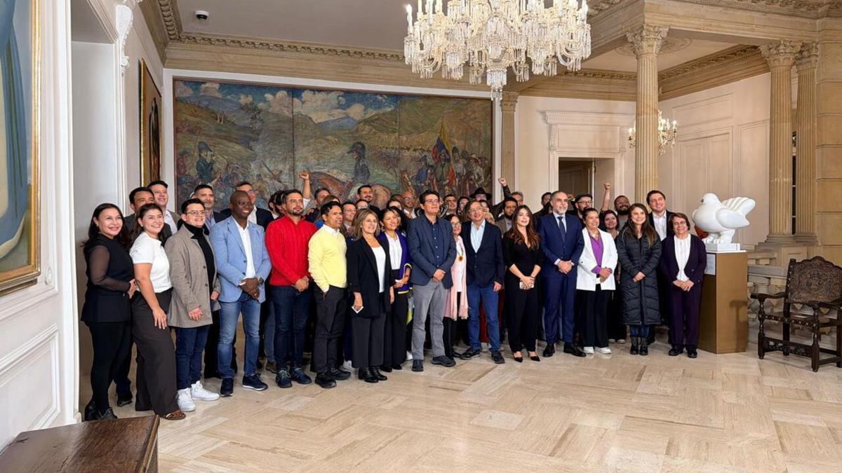 Los episodios que tienen al presidente Gustavo Petro bajo críticas por posible participación en política electoral