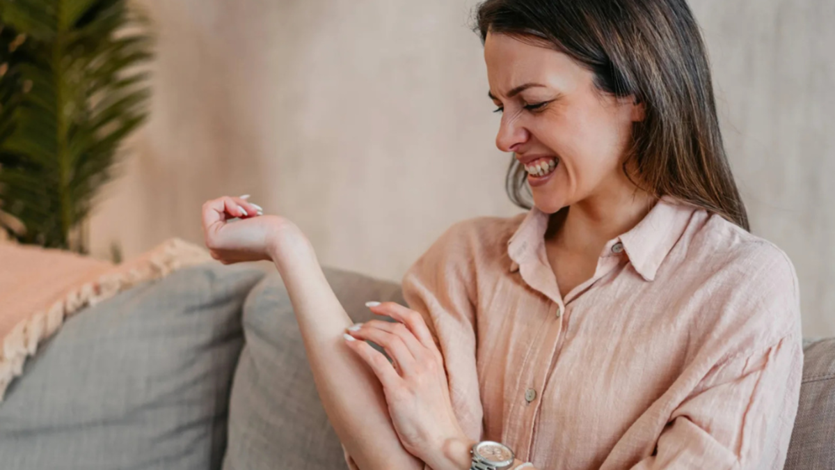 ¿Viaja y siempre vuelve con picaduras? Estudio explica cómo los mosquitos eligen a sus ‘víctimas’ y qué estímulos del entorno los atraen