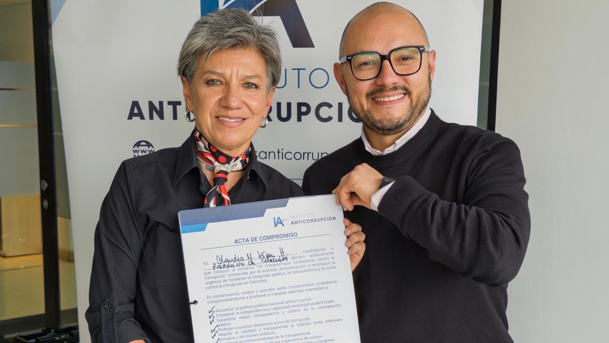 Claudia López suscribió compromisos contra la corrupción y se sumó a la iniciativa del Instituto Anticorrupción
