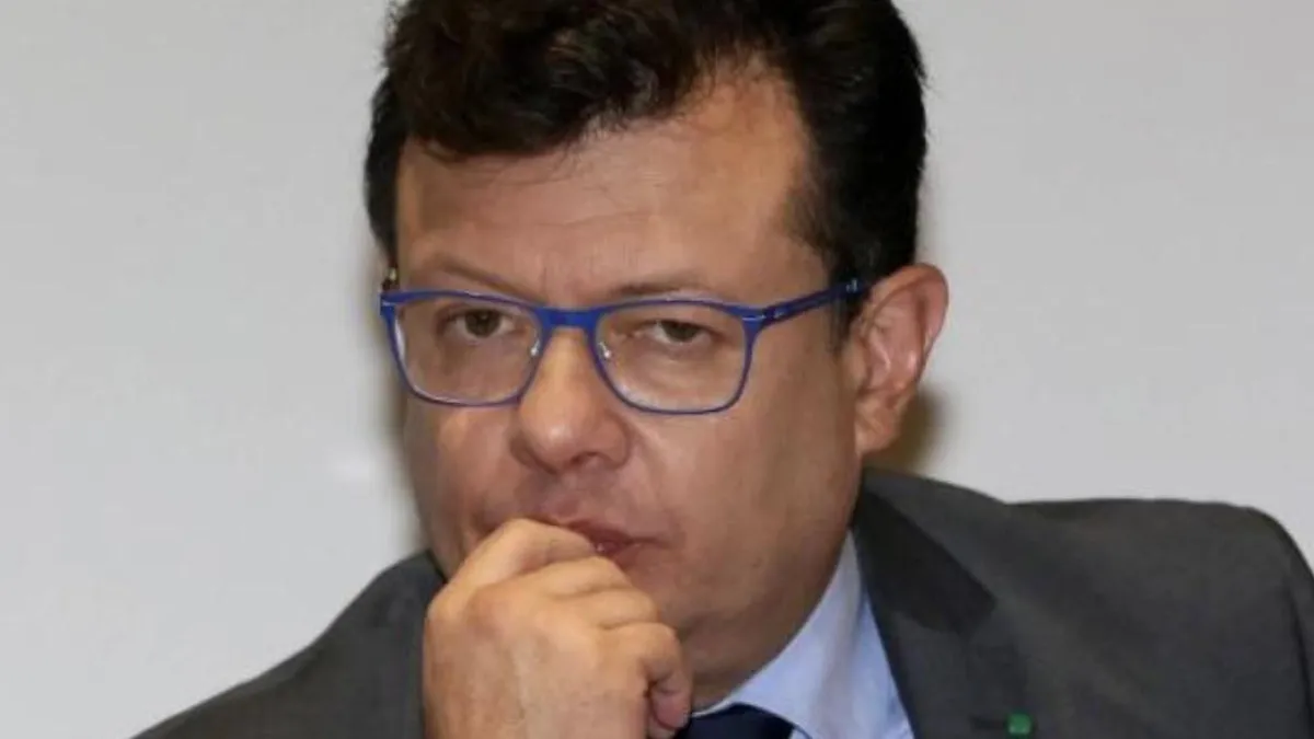 Fiscalía imputará a Hollman Morris, exgerente de RTVC, por el delito de acto sexual violento