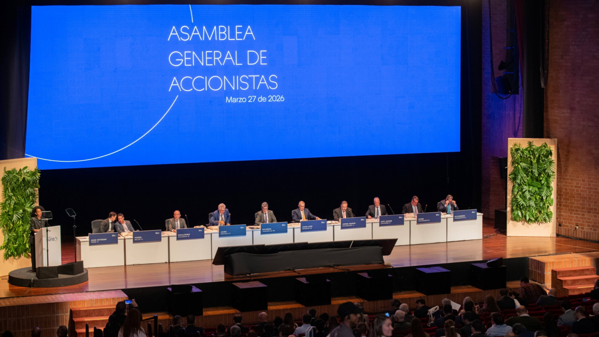 Grupo Sura refuerza gobierno corporativo y eleva dividendo tras sólido 2025