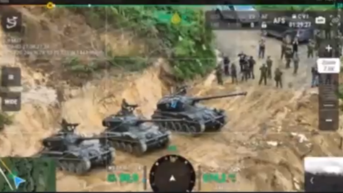 Video | Ecuador bombardea con tanques y morteros una zona de minería ilegal en la frontera con Colombia durante la denominada operación 'Fuego Letal'