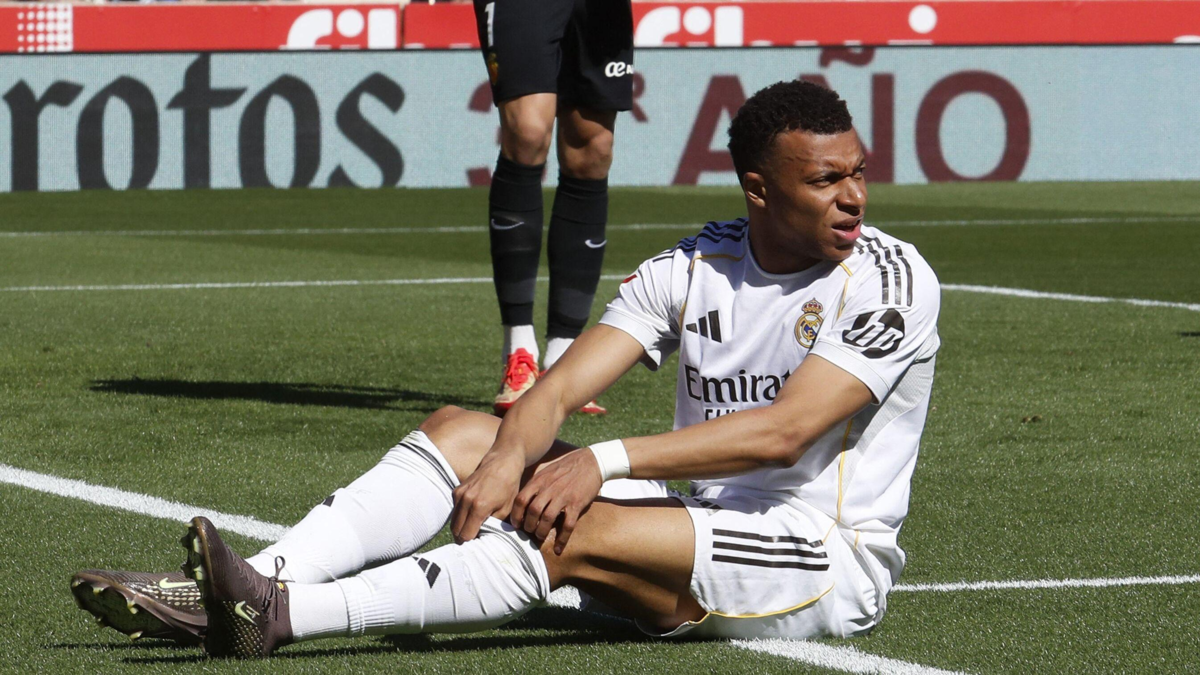 Real Madrid confirma la baja de Kylian Mbappé por sus lesiones y está en vilo en el clásico con el Barcelona: esto se sabe