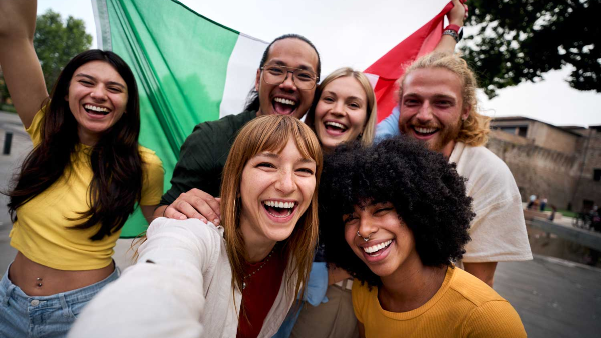 Buscan a personas que hablen español para vivir en Italia gratis: requisitos y condiciones