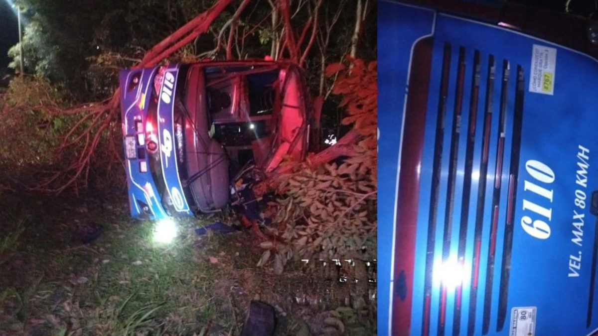 Grave accidente en la vía Ibagué-Bogotá por bus intermunicipal que se salió de la carretera y se volcó: hay al menos tres muertos y varios heridos