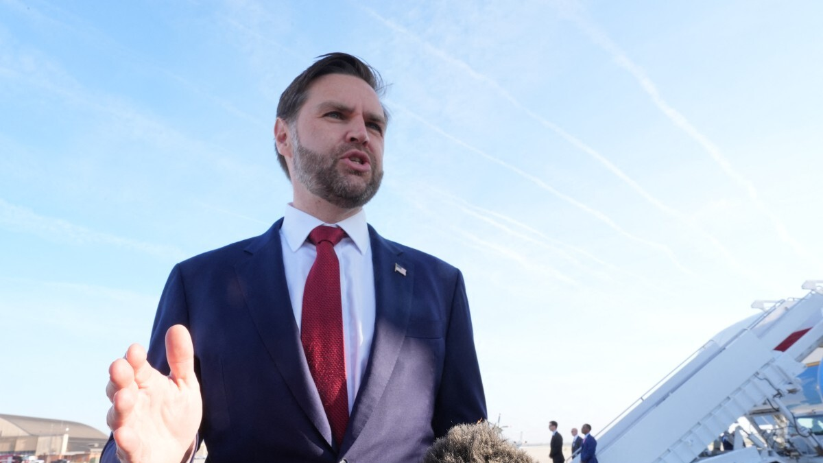 Vicepresidente de Estados Unidos, JD Vance, viaja a Pakistán para diálogos de paz con Irán en medio de amenazas de suspender la negociación