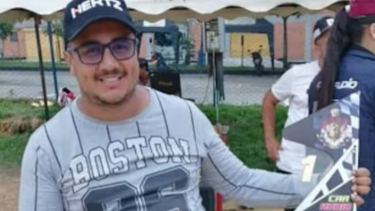 Kayıp olduğu bildirilen genç 'Batman'in tuhaf ölümü ve cesedi Girón'da bir arabada şiddet izleri taşıyordu