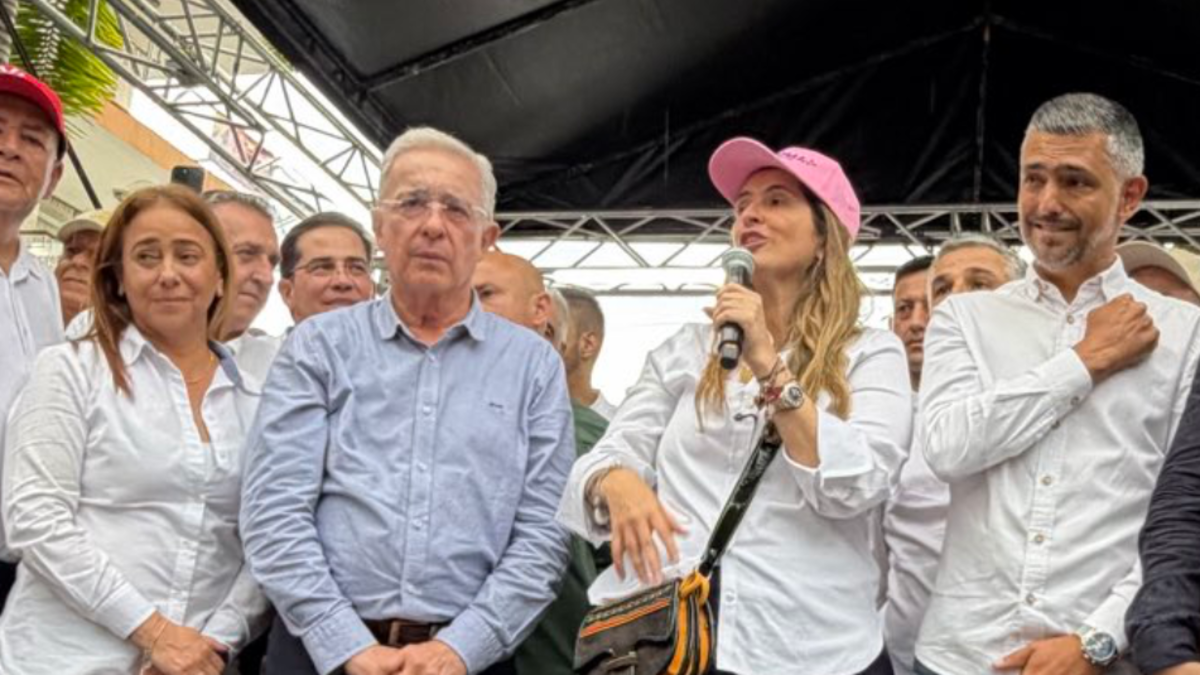 Video | Candidata Paloma Valencia dice que quiere tener al expresidente Álvaro Uribe como uno de sus ministros si gana las presidenciales