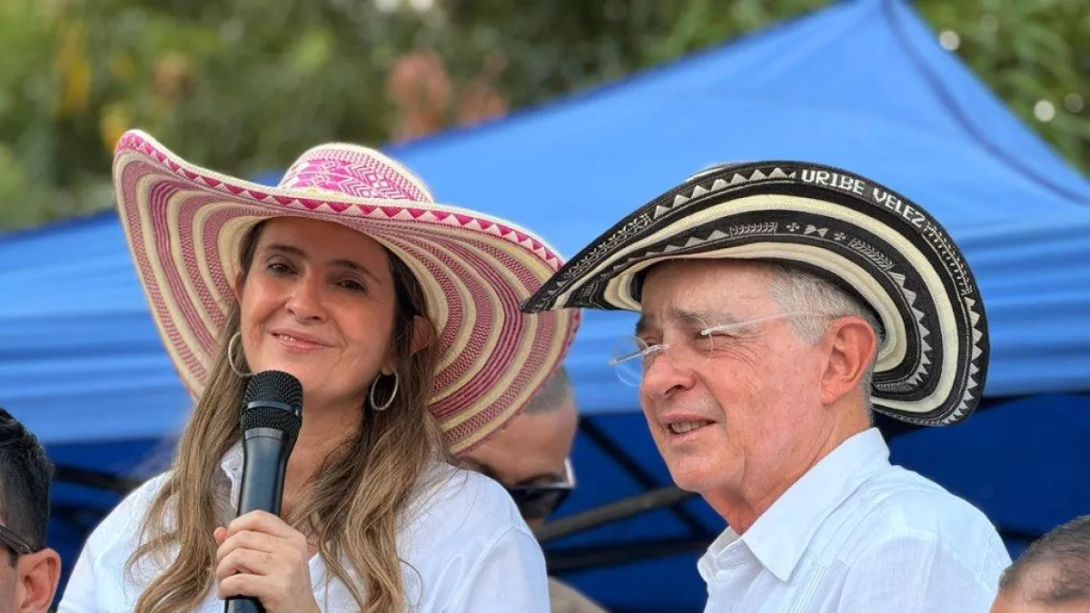 Expresidente Álvaro Uribe le recuerda a sus militantes que Paloma Valencia es su candidata única: ‘De la Espriella llegó 6 meses después’