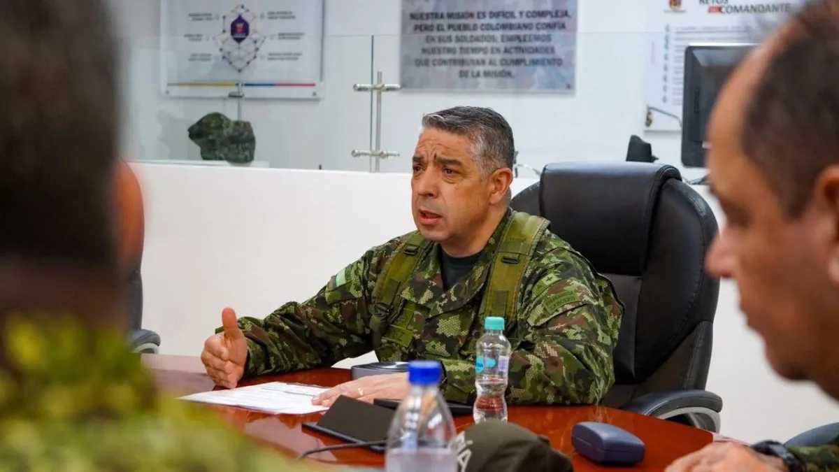 ‘Actuaremos de acuerdo con la Constitución y la ley': comandante de las FF. MM. ante eventuales disturbios violentos