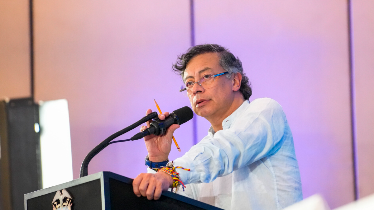 Presidente Gustavo Petro anunció que el 1 de mayo convocará la Asamblea Nacional Constituyente en medio de las marchas