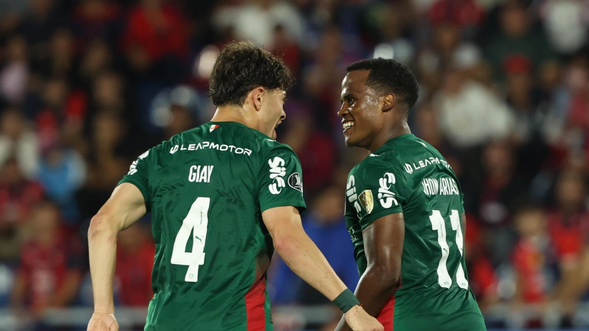 Jhon Arias sufrió lesión muscular que lo obligó a tener un parón con Palmeiras: hay precaución