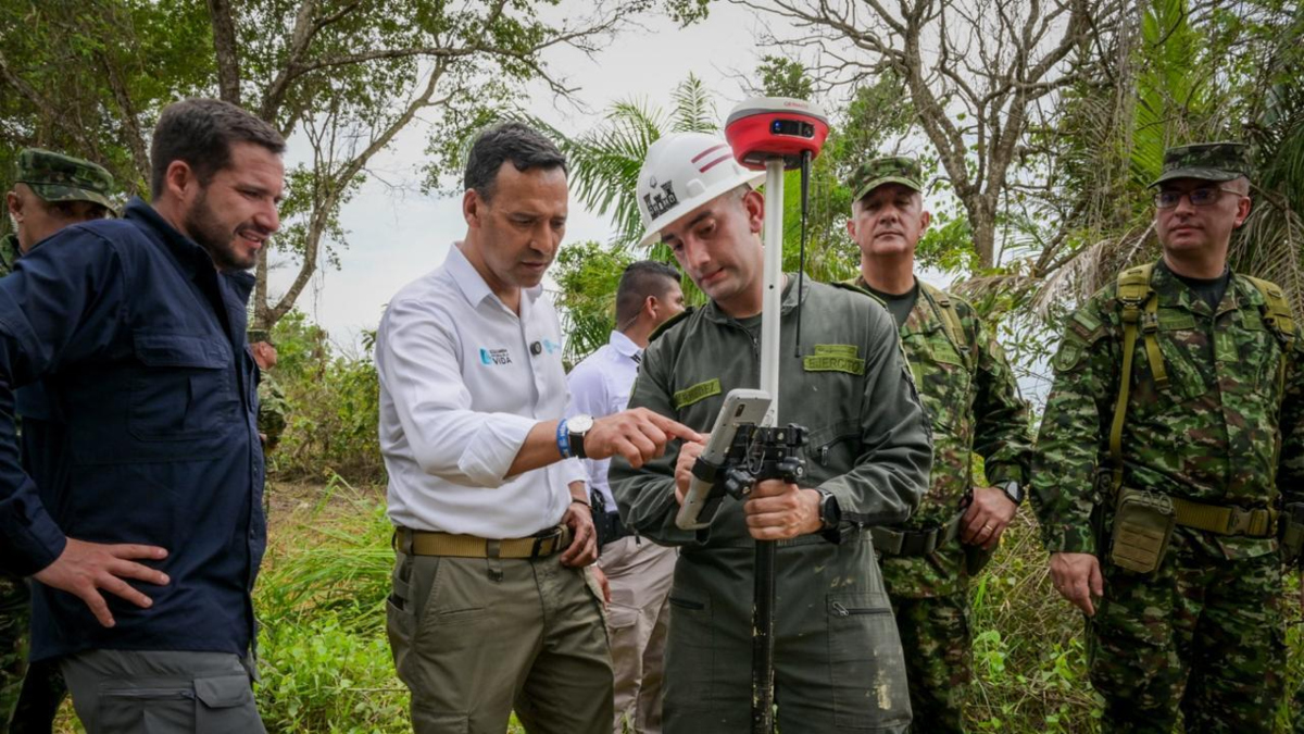 ‘No existe explotación minera del ‘clan del Golfo’ dentro de las instalaciones del Batallón Rifles’: Mindefensa
