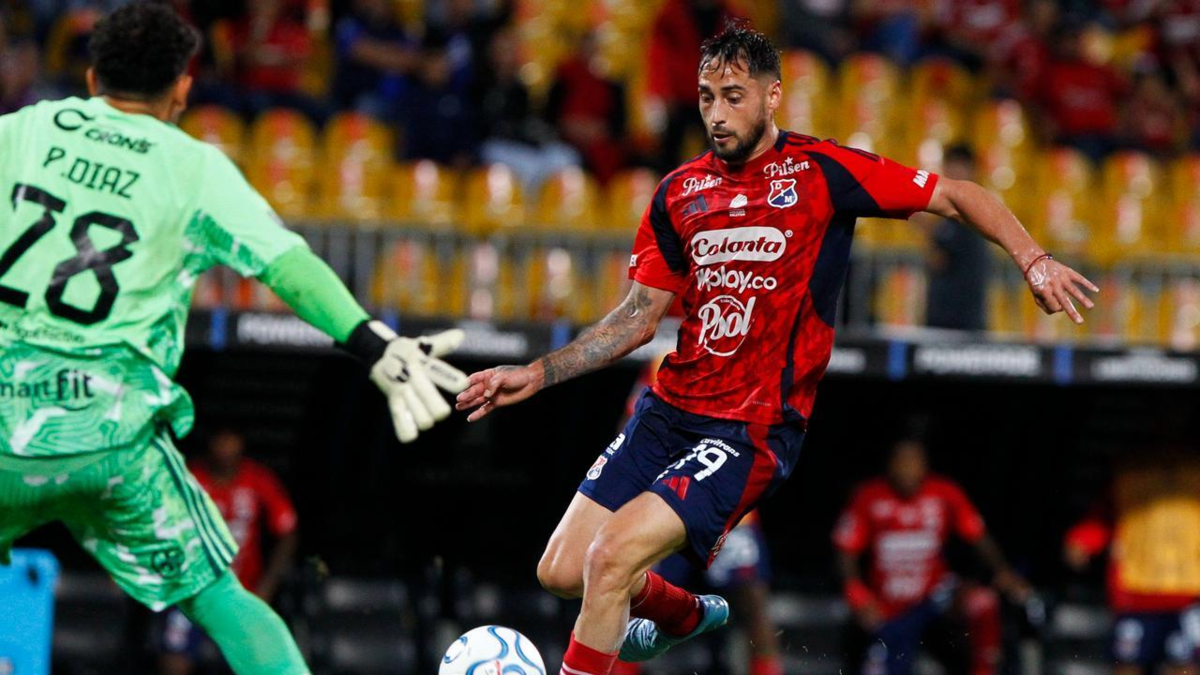 Medellín le ganó con sufrimiento a Cusco: un gol de Fydriszewski evitó la catástrofe y lo metió en la pelea del Grupo A de la Copa Libertadores