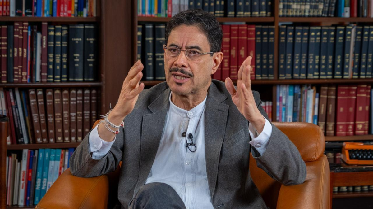 ‘Si uno va a iniciar un camino de acuerdo, mal haría en comenzarlo con una amenaza’: Iván Cepeda habla del acuerdo nacional y la constituyente