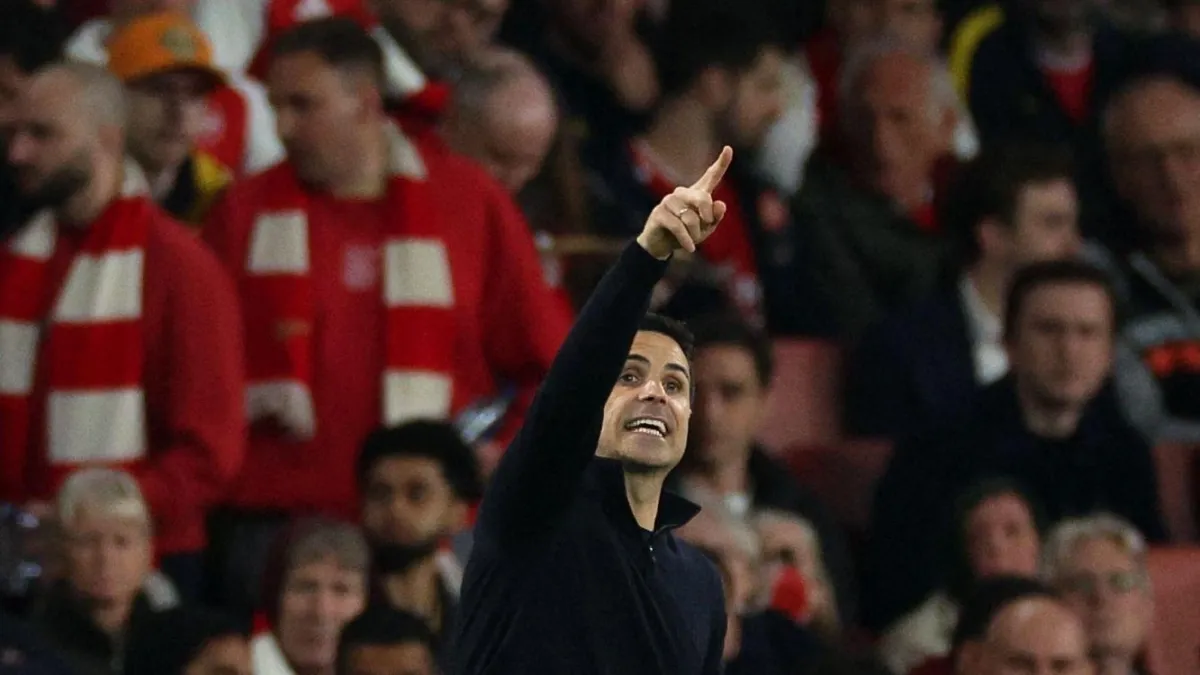 Mikel Arteta, de frente: el técnico del Arsenal y su mensaje despectivo para el partido Bayern Múnich vs. PSG en Champions