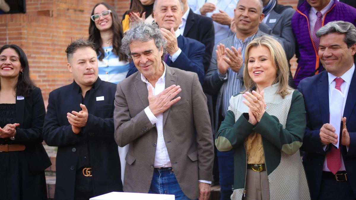 Registraduría dio luz verde al comité 'anticonstituyente' que promueve Sergio Fajardo y arranca la recolección de firmas