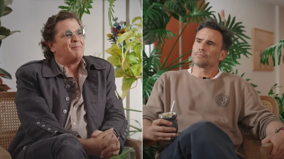 Carlos Vives habló sobre la fama, la identidad y el aprendizaje personal en conversación con Juan Pablo Raba: 'He tenido que aprender'