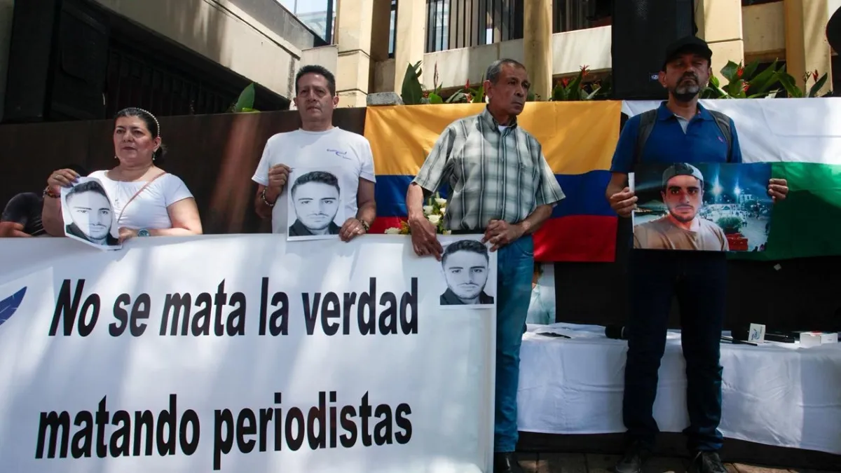 'No se mata la verdad matando periodistas': profesionales del periodismo de Antioquia se reunieron para rechazar el asesinato de Mateo Pérez Rueda