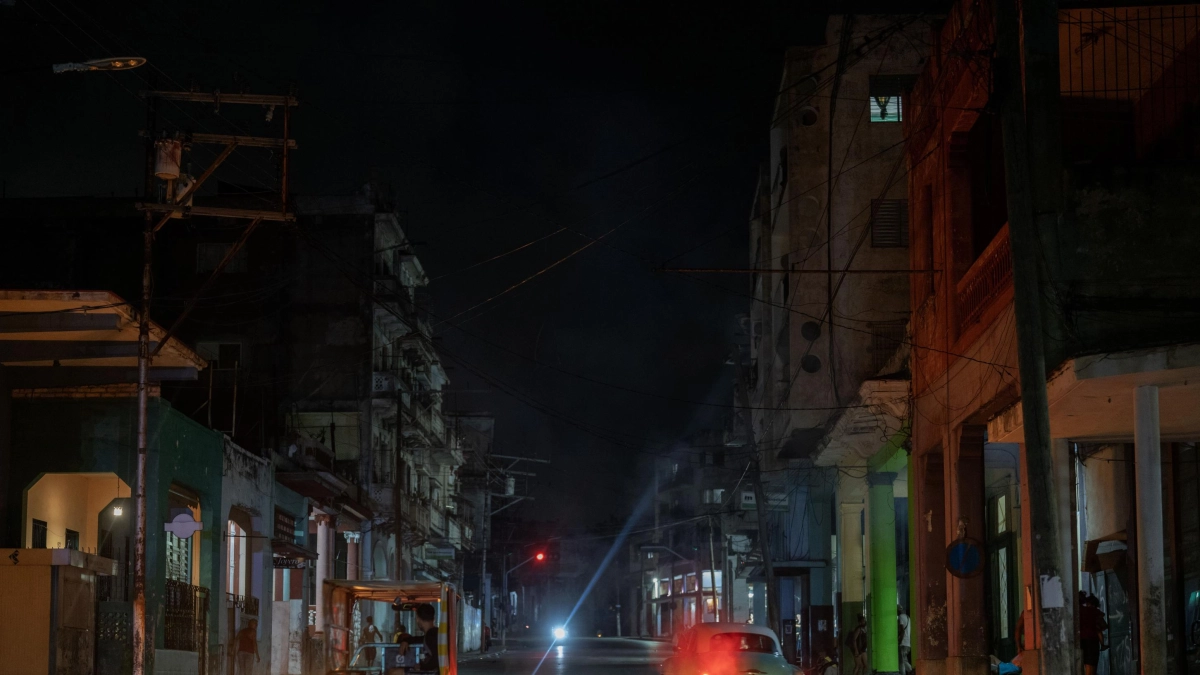 Cuba se queda sin diésel ni fueloil en plena ola de protestas por los apagones: ‘No tenemos absolutamente nada’
