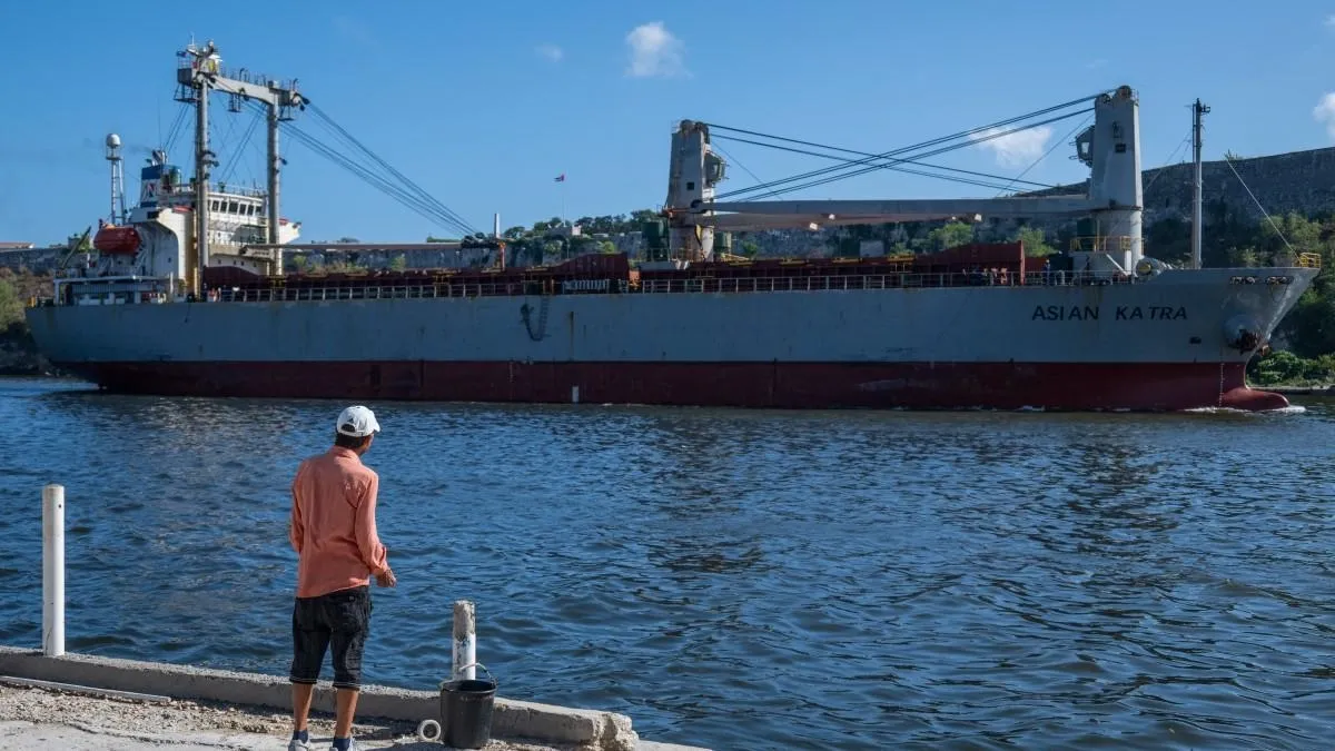  Gigantes marítimos CMA CGM y Hapag-Lloyd suspenden envíos de contenedores de mercancías a Cuba por...