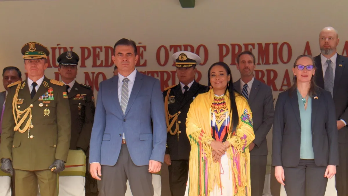 Presidente Gustavo Petro afirmó que Bolivia está pasando a 'extremismos' con la expulsión de su embajadora, Elizabeth García