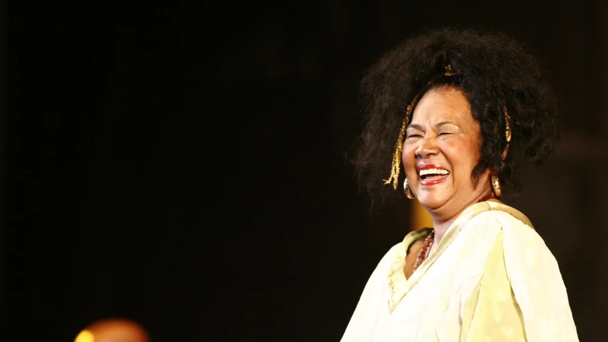 ¿Cómo sonará ahora la música tradicional colombiana? Así se transformarían los ritmos que defendían Totó la Momposina y la Negra Grande
