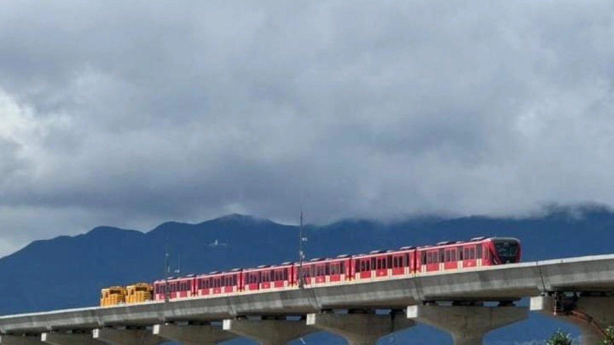 Primeras pruebas del viaducto del metro de Bogotá: tren hizo recorrido hasta la estación 2