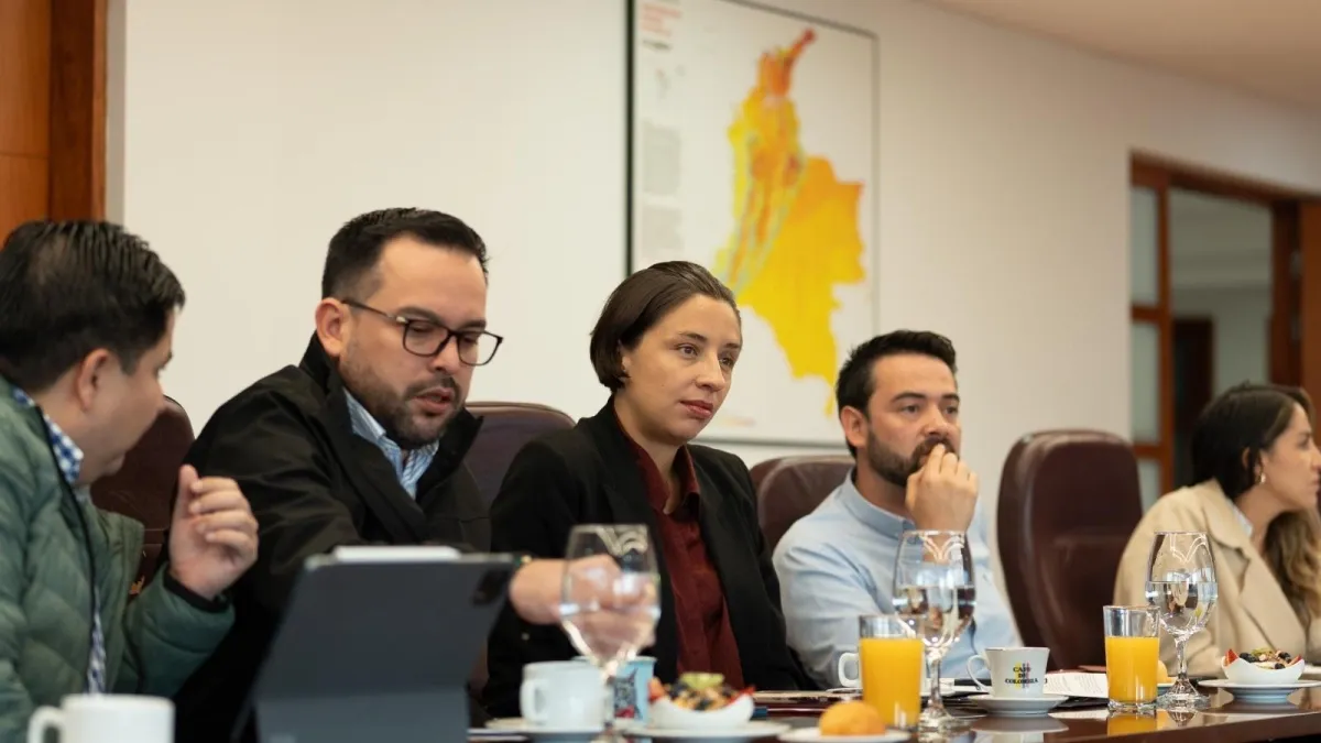Gobierno busca acuerdo con Venezuela para estabilizar los precios de los fertilizantes