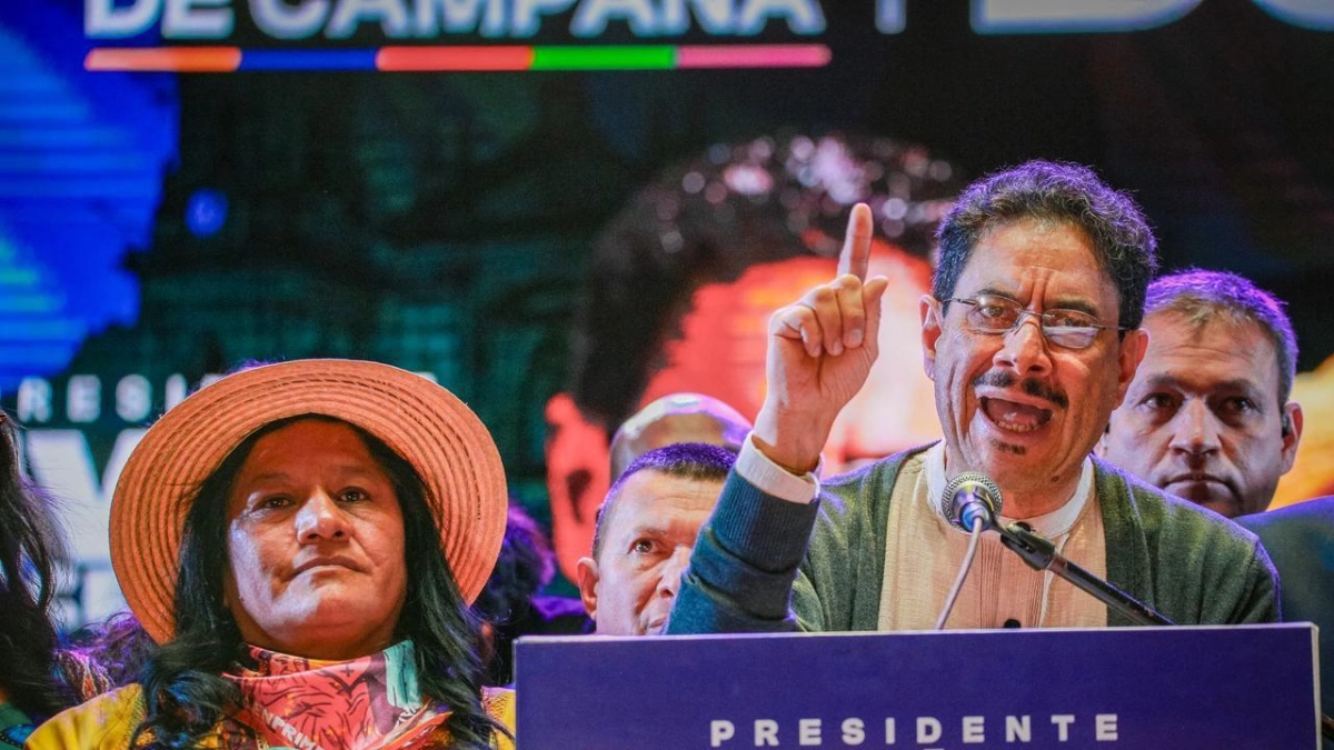 El llamado a dialogar de Iván Cepeda al centro político: ¿logrará conseguir apoyos y adhesiones de dicho sector?