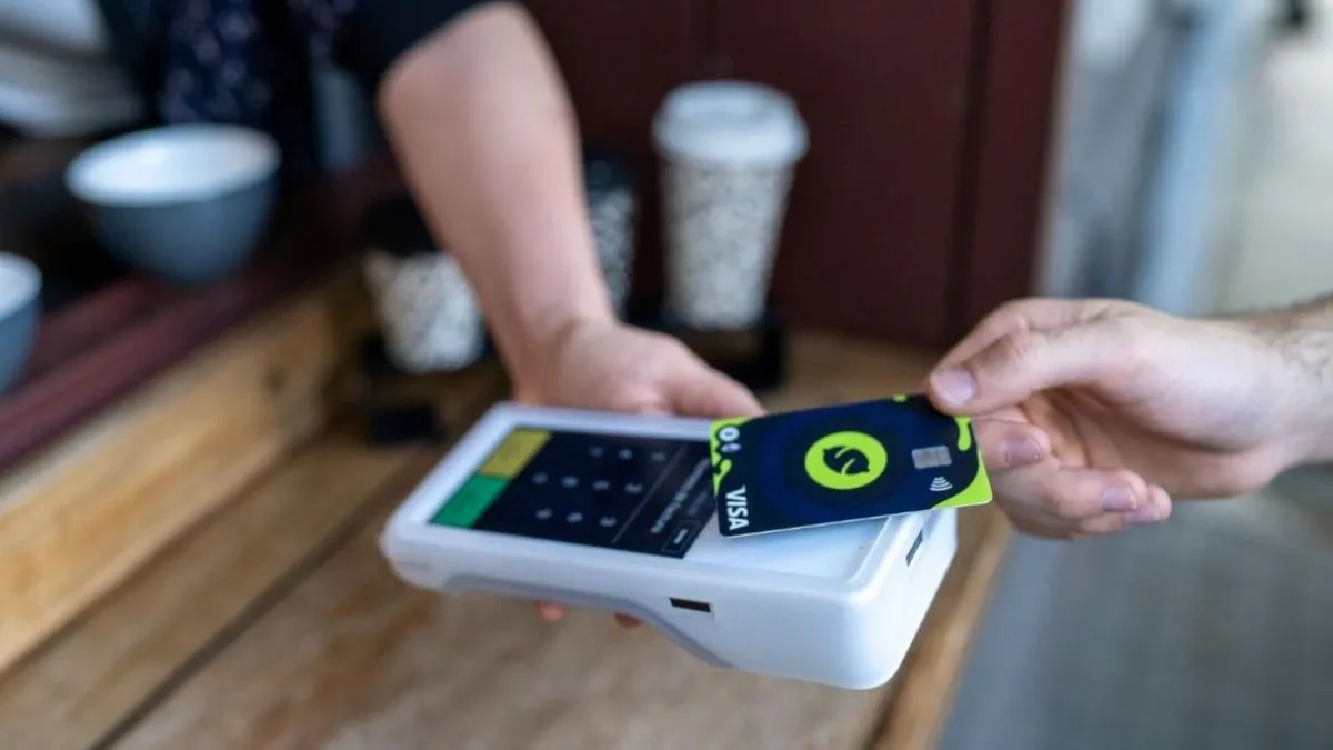 Lemon lanza en Colombia su tarjeta Visa internacional que devuelve el 4 x 1000 en dólares digitales; ¿de qué se trata?